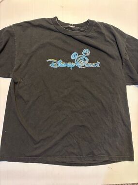 Vintage 90s Disney Black T‑Shirt with Blue & Gold DisneyQuest Logo
